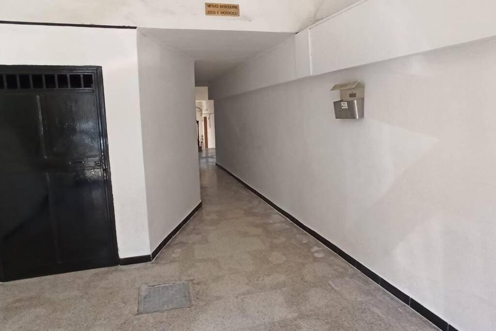 Oltre Me Apartment Bari Bagian luar foto